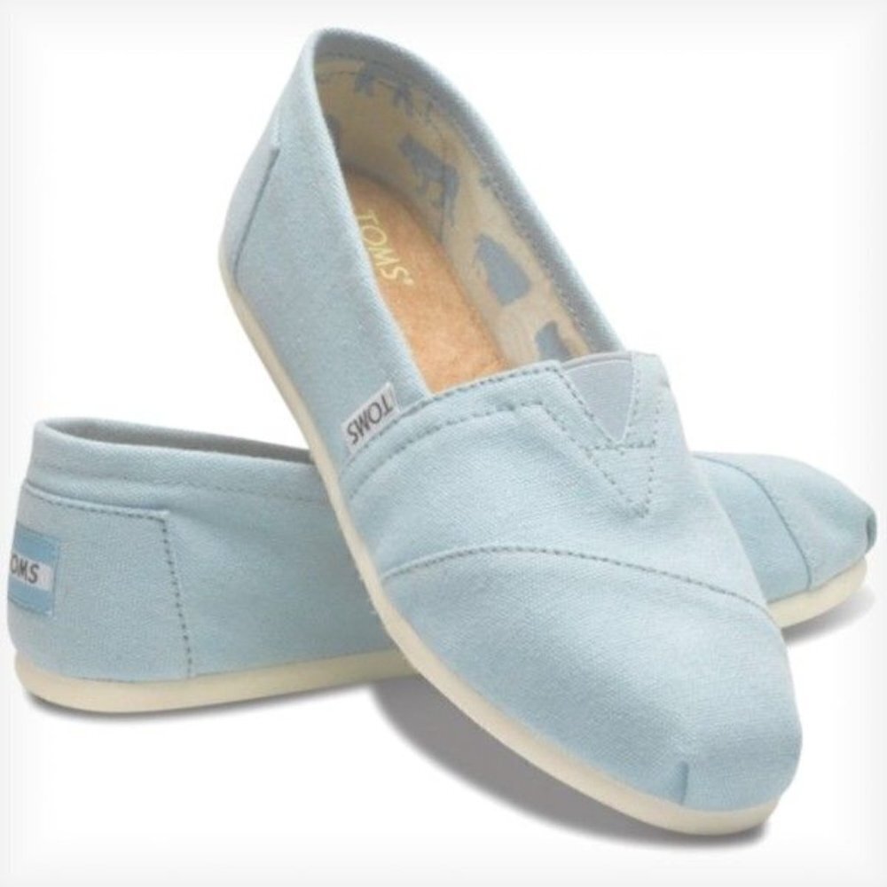 TOMS blue classic slip on 6.5